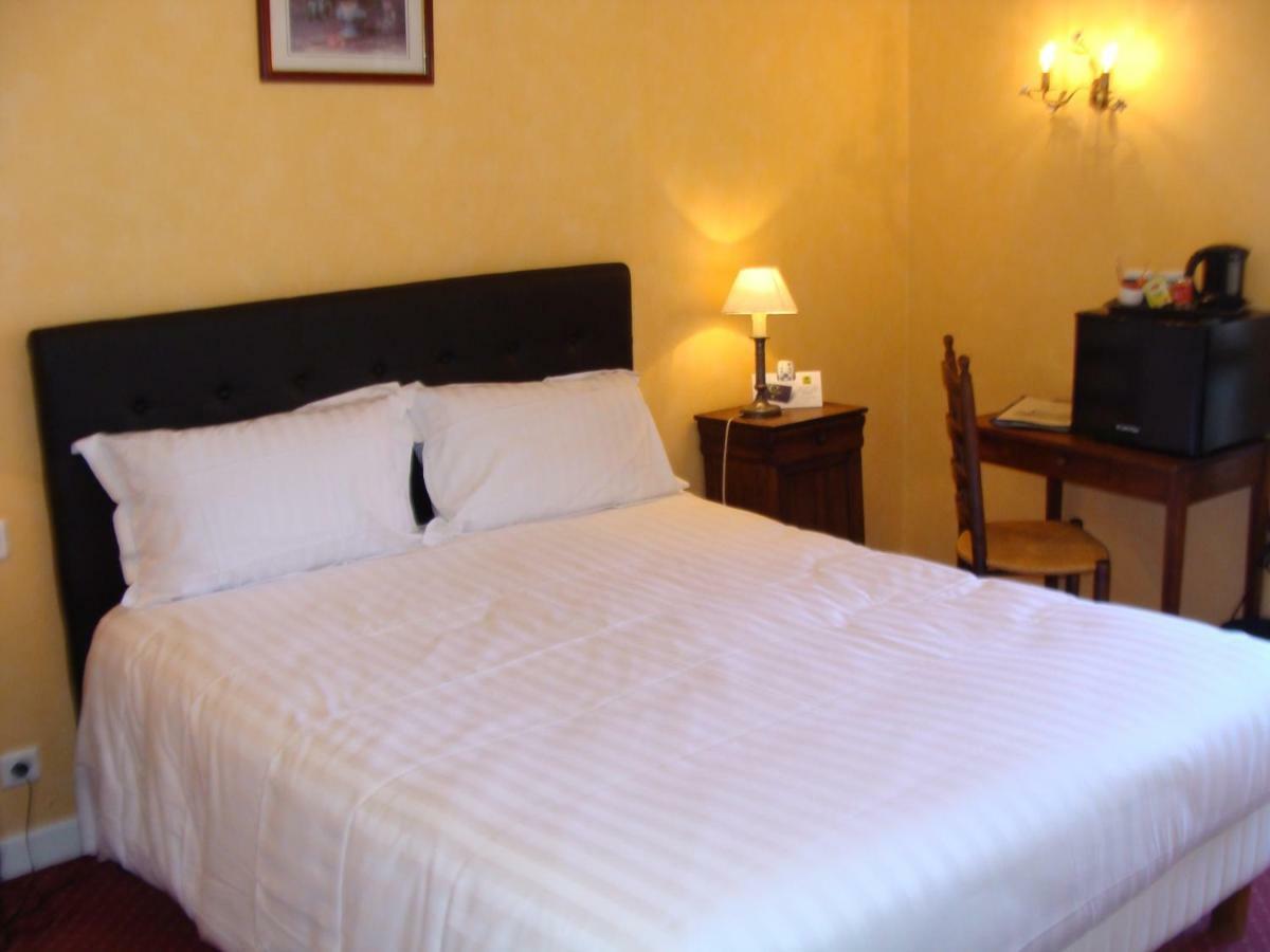Logis La Gamade Hotel Donzenac Ngoại thất bức ảnh