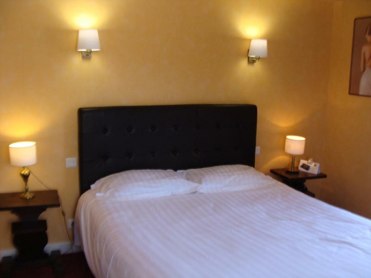 Logis La Gamade Hotel Donzenac Ngoại thất bức ảnh