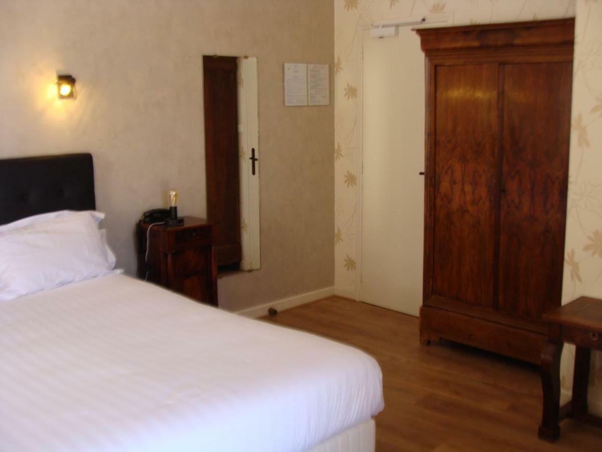 Logis La Gamade Hotel Donzenac Ngoại thất bức ảnh